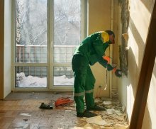 Демонтажные работы в старой квартире – МО г. Королев.