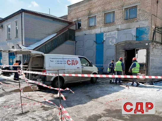 Здание перед сносом.