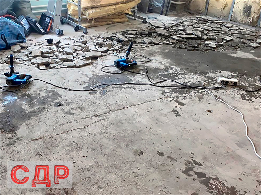 Демонтаж бетонной стяжки пола, фото.